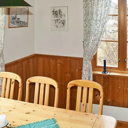 Three-bedroom Holiday In Norddal
